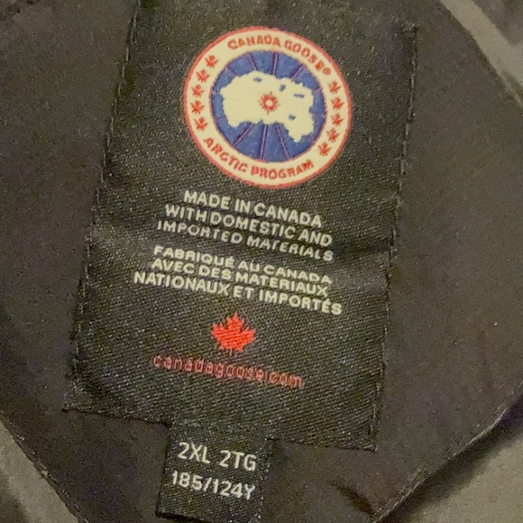 Canada goose black men’s jacket - Picture 10 of 13